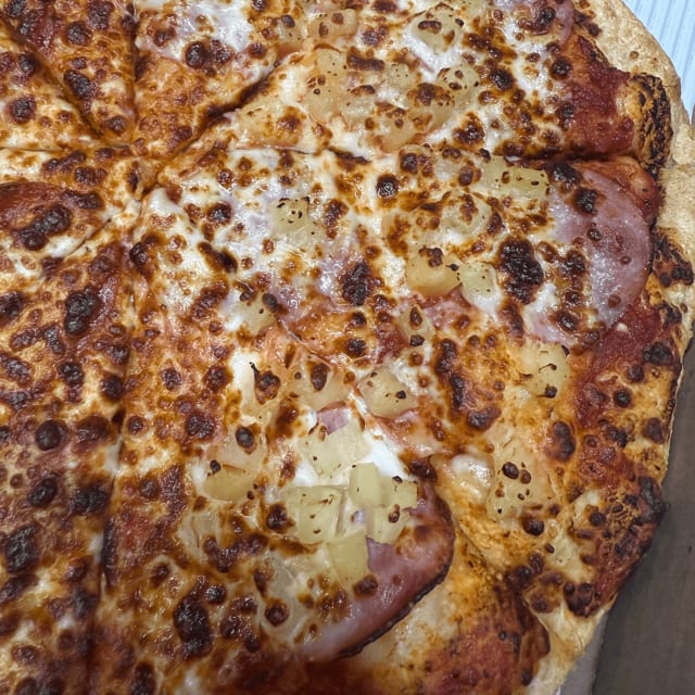 Samos Pizza.